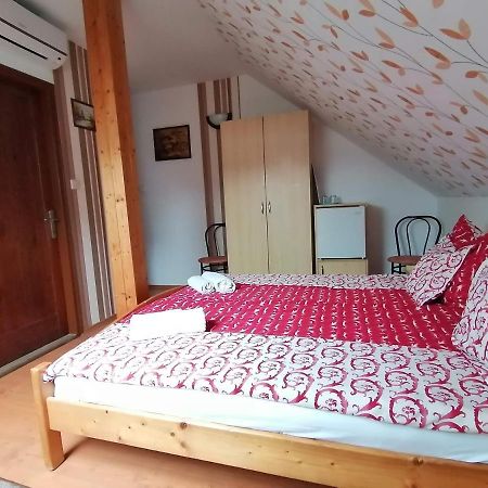 Joos Apartman Sárvár Exteriör bild