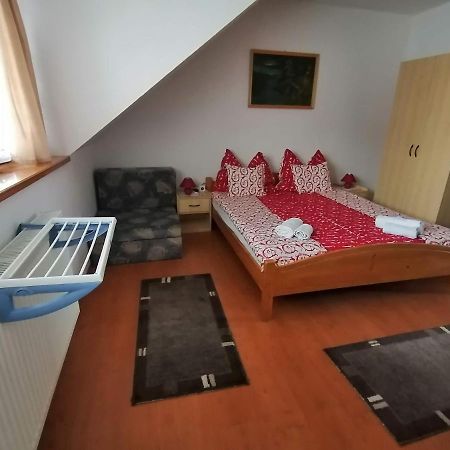 Joos Apartman Sárvár Exteriör bild