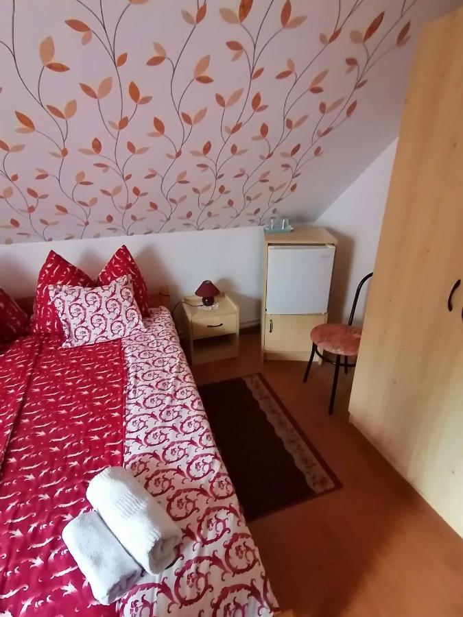 Joos Apartman Sárvár Exteriör bild
