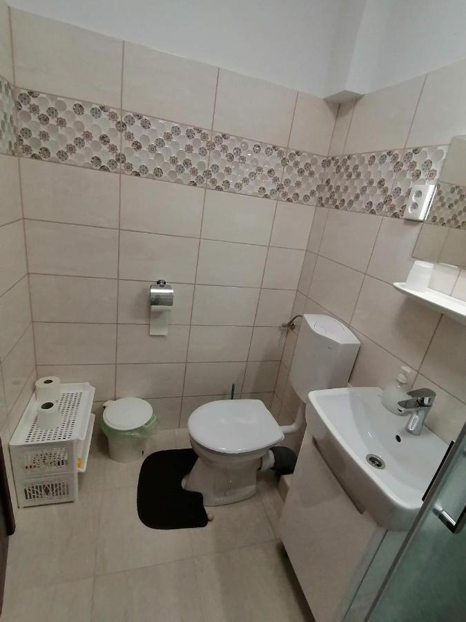 Joos Apartman Sárvár Exteriör bild